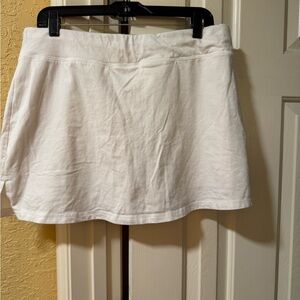 🎊 4/$20 White Skort